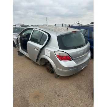 opel astra h (a04) del año 2005