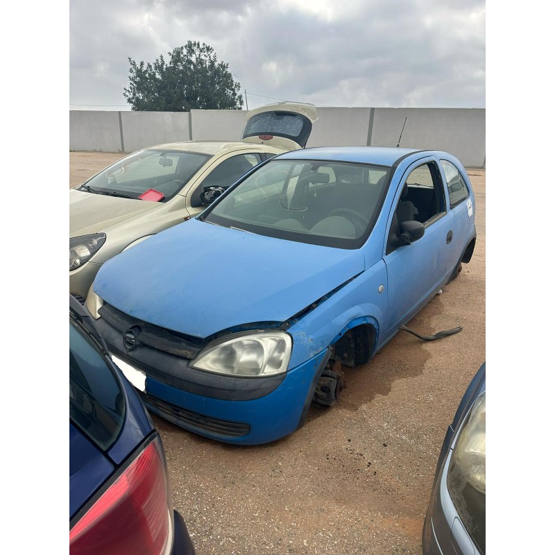 opel corsa c (x01) del año 2003