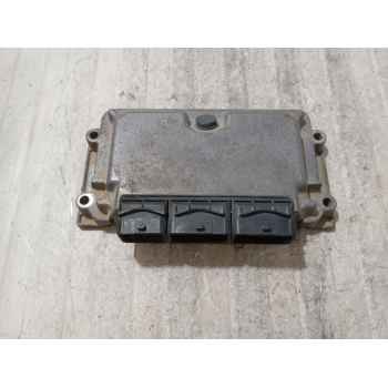 Recambio de centralita motor uce para citroën saxo (s0, s1) 1.5 d referencia OEM IAM 9630059880 0281001839 