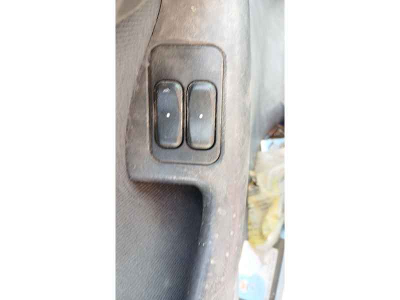 Recambio de mando elevalunas delantero izquierdo para opel combo furgón/monospace 1.7 dti 16v referencia OEM IAM   
