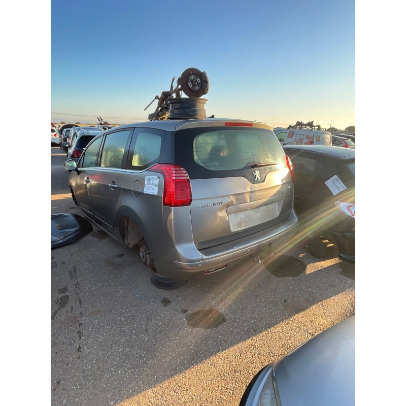 peugeot 5008 (0u_, 0e_) del año 2010