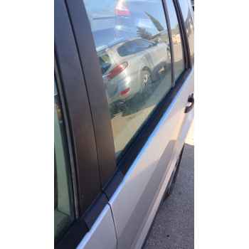 Recambio de puerta trasera izquierda para ford fusion (ju_) 1.4 tdci referencia OEM IAM   