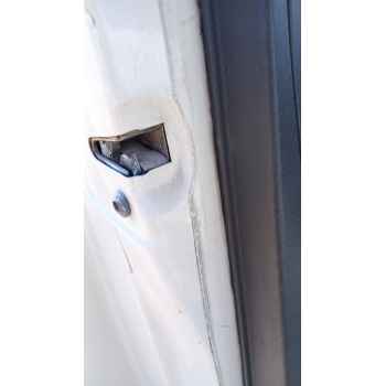 CERRADURA PUERTA DELANTERA IZQUIERDA 