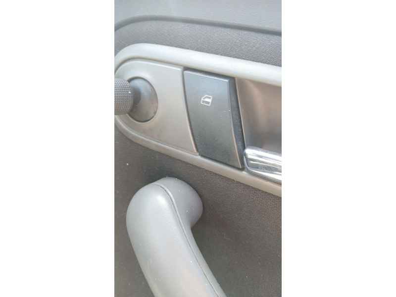 Recambio de mando elevalunas delantero derecho para seat ibiza iii (6l1) 1.9 sdi referencia OEM IAM   