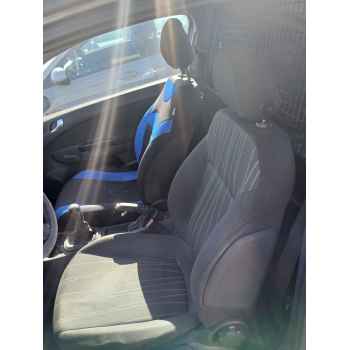 opel corsa d (s07) del año 2006