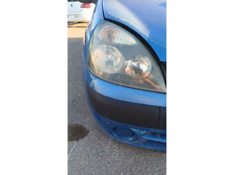 Recambio de faro derecho para renault clio ii (bb_, cb_) 1.5 dci (b/cb07) referencia OEM IAM   