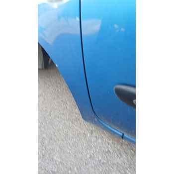 Recambio de aleta delantera izquierda para renault clio ii (bb_, cb_) 1.5 dci (b/cb07) referencia OEM IAM   