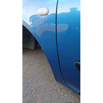 Recambio de aleta delantera izquierda para renault clio ii (bb_, cb_) 1.5 dci (b/cb07) referencia OEM IAM   
