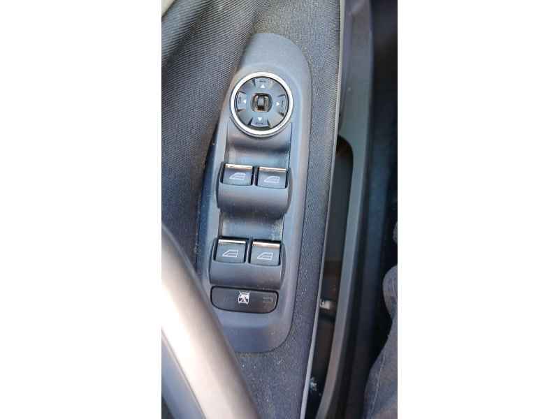 Recambio de mando elevalunas delantero izquierdo para ford mondeo iv sedán (ba7) 1.8 tdci referencia OEM IAM   