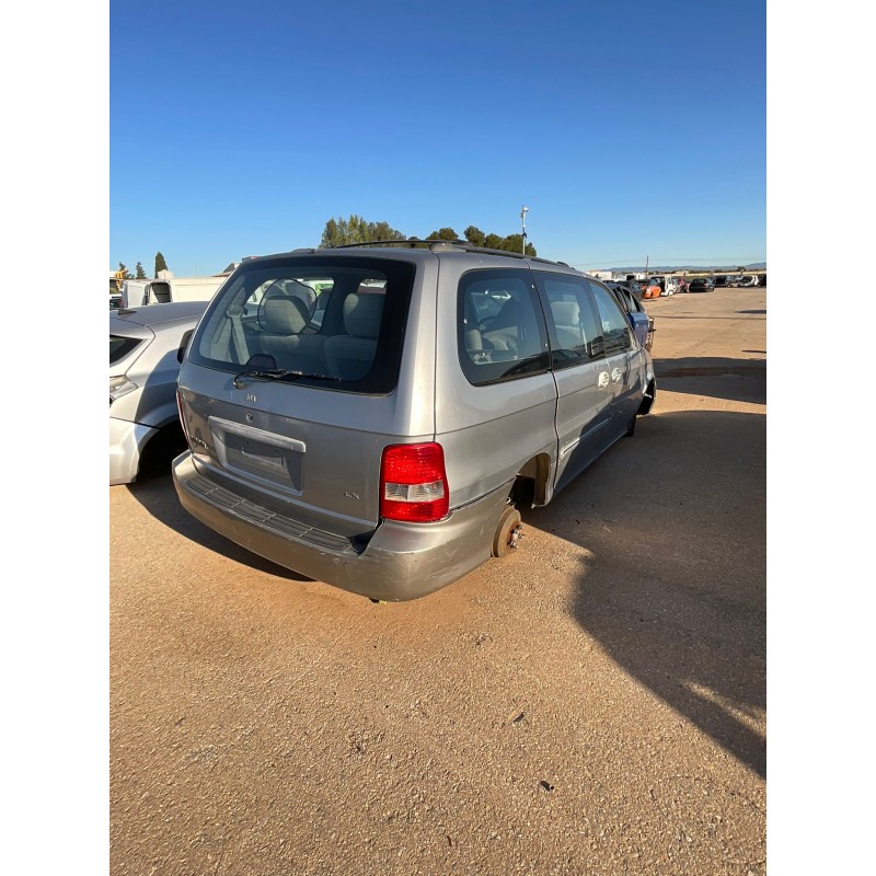 kia carnival ii (gq) del año 2004