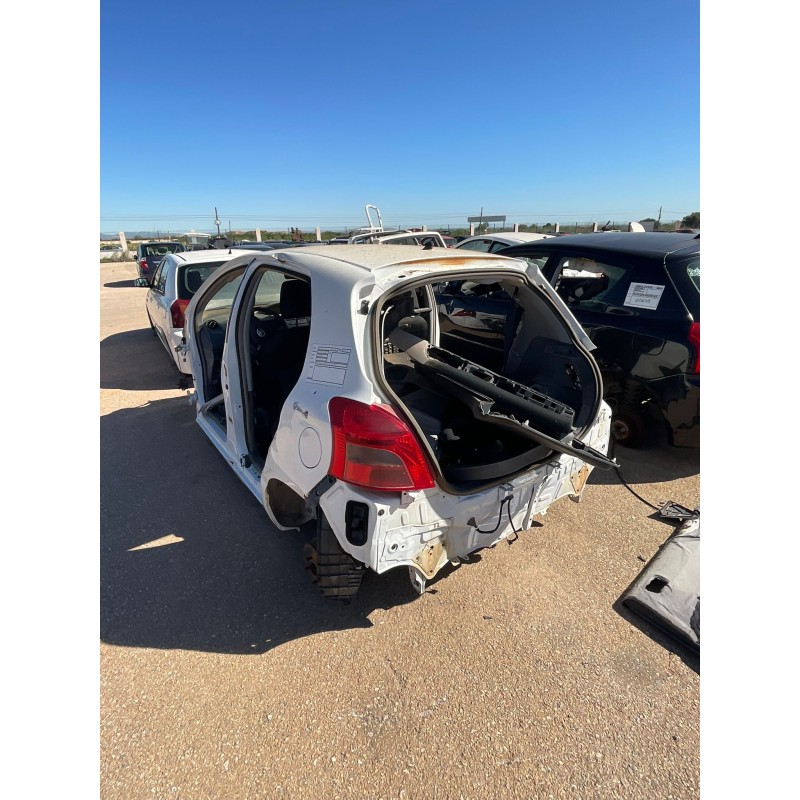 toyota yaris (_p9_) del año 2008