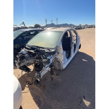 toyota yaris (_p9_) del año 2008