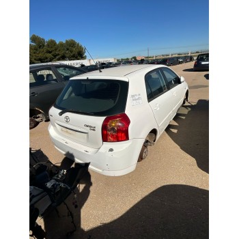 toyota corolla (_e12_) del año 2006