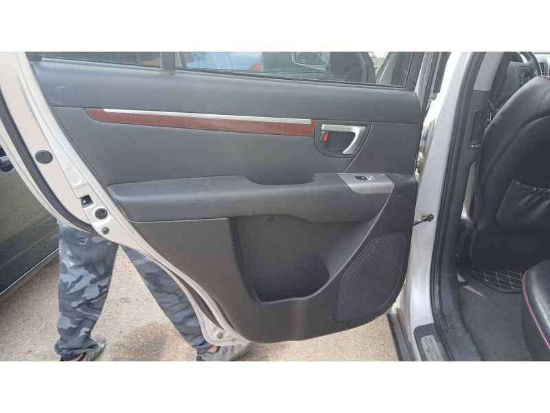 Recambio de guarnecido puerta trasero izquierdo para hyundai santa fé ii (cm) 2.2 crdi referencia OEM IAM   