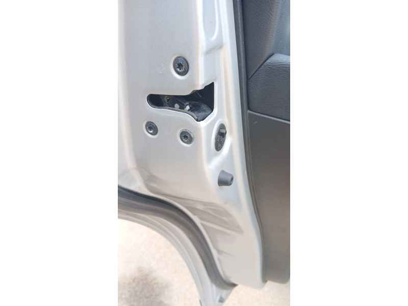 Recambio de cerradura puerta trasera izquierda para hyundai santa fé ii (cm) 2.2 crdi referencia OEM IAM   