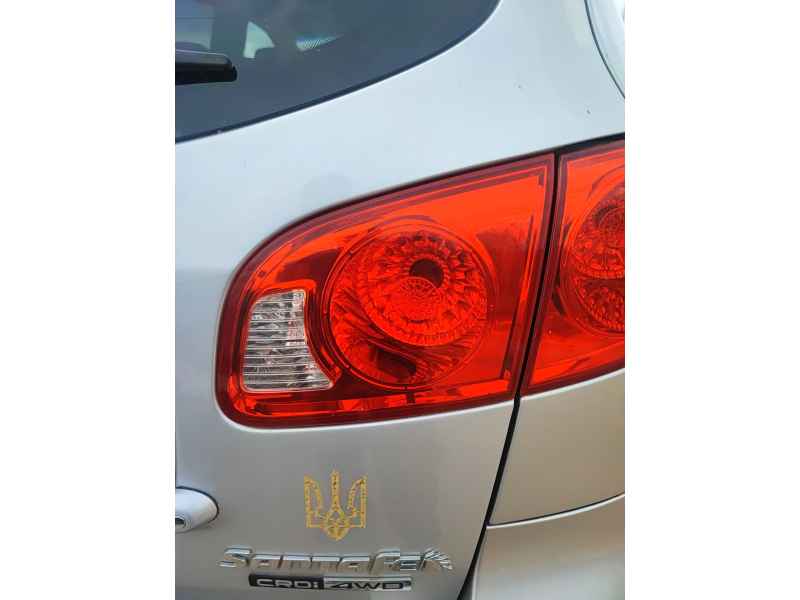 Recambio de piloto trasero derecho interior para hyundai santa fé ii (cm) 2.2 crdi referencia OEM IAM   