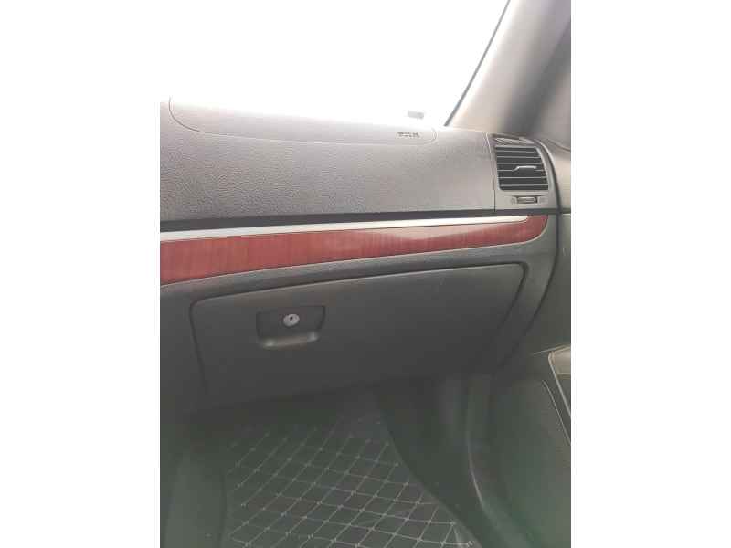 Recambio de guantera para hyundai santa fé ii (cm) 2.2 crdi referencia OEM IAM   