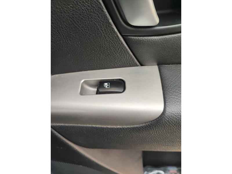 Recambio de mando elevalunas trasero derecho para hyundai santa fé ii (cm) 2.2 crdi referencia OEM IAM   
