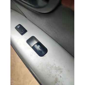Recambio de mando elevalunas delantero derecho para hyundai santa fé ii (cm) 2.2 crdi referencia OEM IAM   