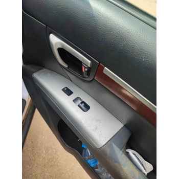 Recambio de mando elevalunas delantero derecho para hyundai santa fé ii (cm) 2.2 crdi referencia OEM IAM   