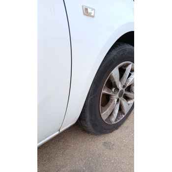 Recambio de aleta delantera derecha para opel corsa e (x15) 1.4 (08, 68) referencia OEM IAM   
