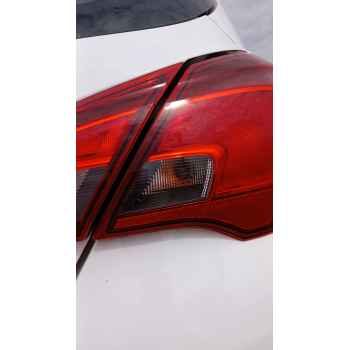 Recambio de piloto trasero derecho para opel corsa e (x15) 1.4 (08, 68) referencia OEM IAM   