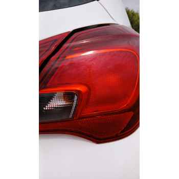 Recambio de piloto trasero derecho para opel corsa e (x15) 1.4 (08, 68) referencia OEM IAM   