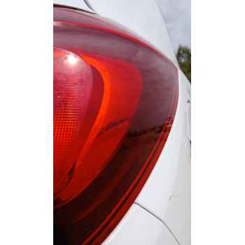 Recambio de piloto trasero derecho para opel corsa e (x15) 1.4 (08, 68) referencia OEM IAM   