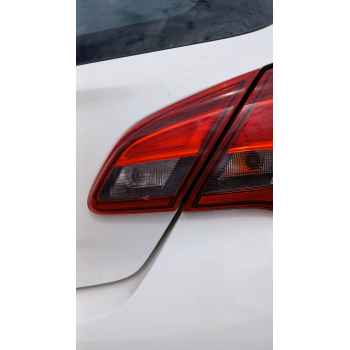 Recambio de piloto trasero derecho interior para opel corsa e (x15) 1.4 (08, 68) referencia OEM IAM   