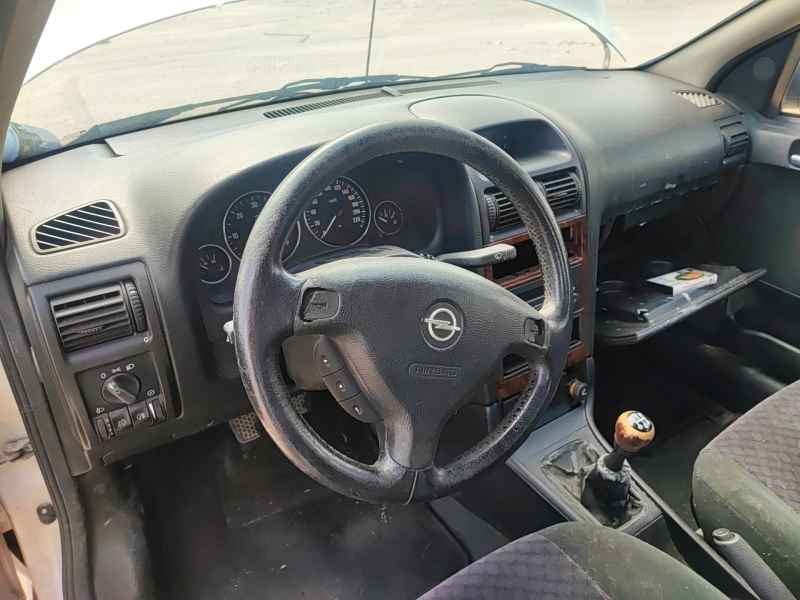 Recambio de salpicadero para opel astra g hatchback (t98) 2.0 dti 16v (f08, f48) referencia OEM IAM   