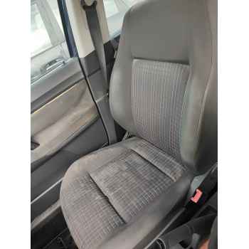 ASIENTO DELANTERO DERECHO 