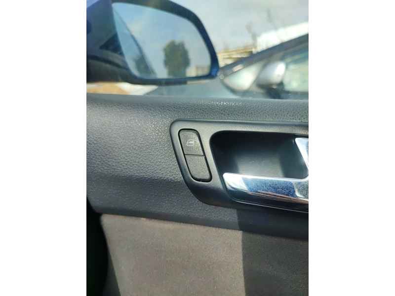 Recambio de mando elevalunas delantero derecho para volkswagen polo iv (9n_, 9a_) 1.4 tdi referencia OEM IAM   