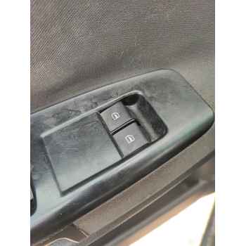 Recambio de mando elevalunas delantero izquierdo para volkswagen polo iv (9n_, 9a_) 1.4 tdi referencia OEM IAM   
