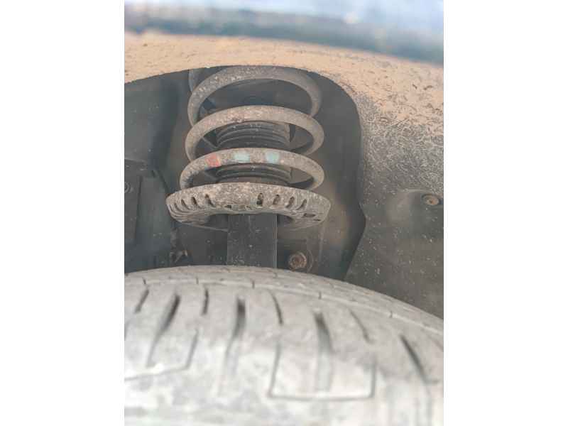 Recambio de amortiguador delantero derecho para volkswagen polo iv (9n_, 9a_) 1.4 tdi referencia OEM IAM   