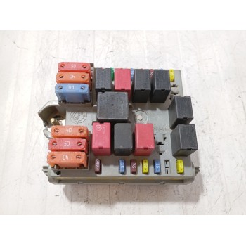 Recambio de caja reles / fusibles para alfa romeo 147 (937_) 1.9 jtd 16v (937.axm1b, 937.axs1b) referencia OEM IAM 51742420  