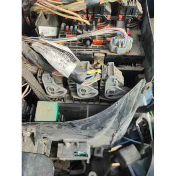 Recambio de centralita motor uce para peugeot 308 i (4a_, 4c_) 1.6 hdi referencia OEM IAM   