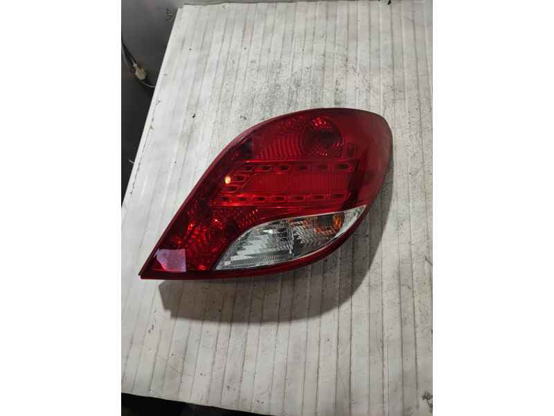 Recambio de piloto trasero derecho para peugeot 207/207+ (wa_, wc_) 1.4 hdi referencia OEM IAM   