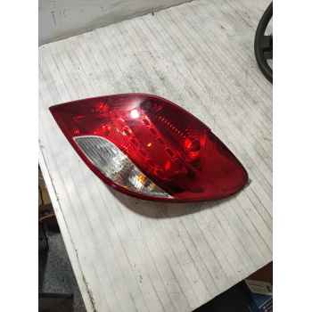 Recambio de piloto trasero derecho para peugeot 207/207+ (wa_, wc_) 1.4 hdi referencia OEM IAM   