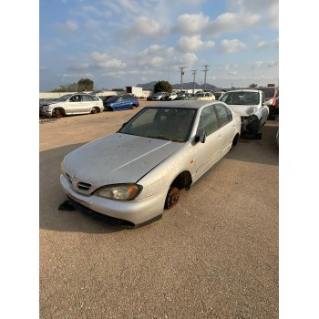 nissan primera (p11) del año 2000