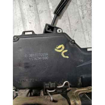 Recambio de cerradura puerta delantera izquierda para volkswagen golf v (1k1) 2.0 tdi referencia OEM IAM C3B1837015A 117674100 