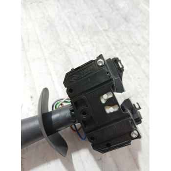 Recambio de mando intermitentes para renault twingo ii (cn0_) 1.2 16v referencia OEM IAM 8201193544  