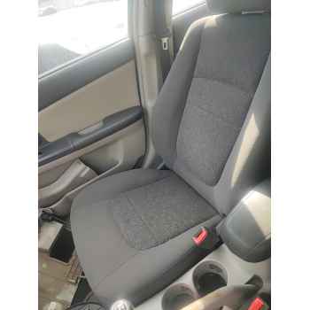Recambio de asiento delantero derecho para kia cerato i hatchback (ld) 1.6 referencia OEM IAM   
