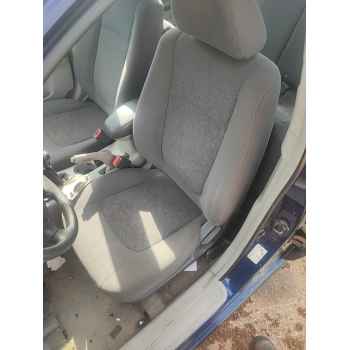 ASIENTO DELANTERO IZQUIERDO 