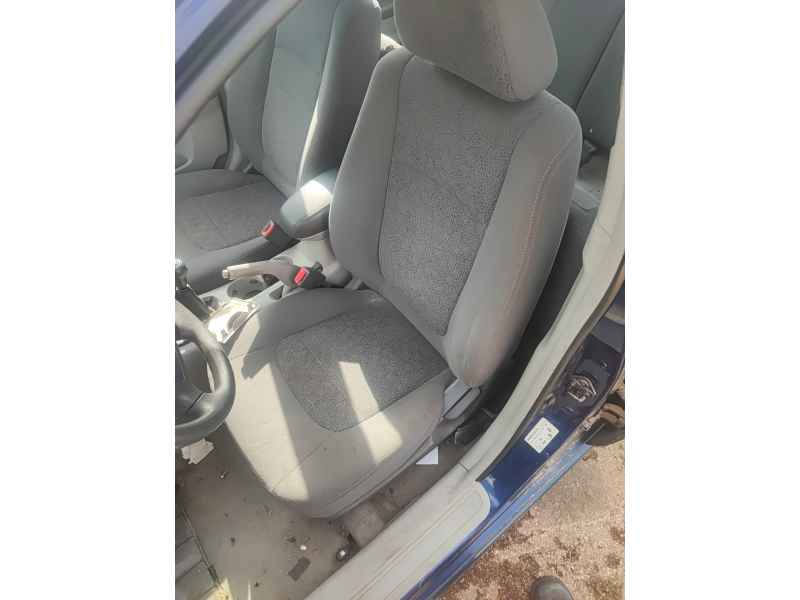 Recambio de asiento delantero izquierdo para kia cerato i hatchback (ld) 1.6 referencia OEM IAM   