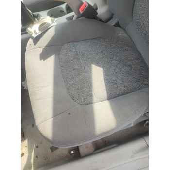 Recambio de asiento delantero izquierdo para kia cerato i hatchback (ld) 1.6 referencia OEM IAM   