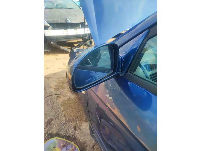 Recambio de retrovisor izquierdo para kia cerato i hatchback (ld) 1.6 referencia OEM IAM   