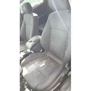 ASIENTO DELANTERO IZQUIERDO 