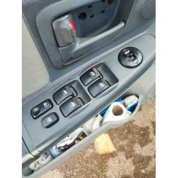 Recambio de mando elevalunas delantero izquierdo para kia cerato i hatchback (ld) 1.6 referencia OEM IAM   