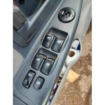 Recambio de mando elevalunas delantero izquierdo para kia cerato i hatchback (ld) 1.6 referencia OEM IAM   