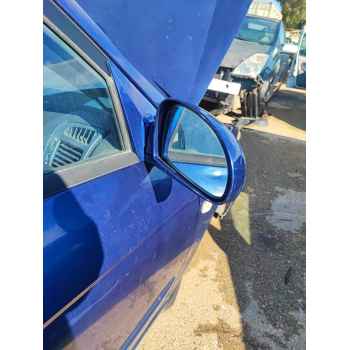 Recambio de retrovisor derecho para kia cerato i hatchback (ld) 1.6 referencia OEM IAM   
